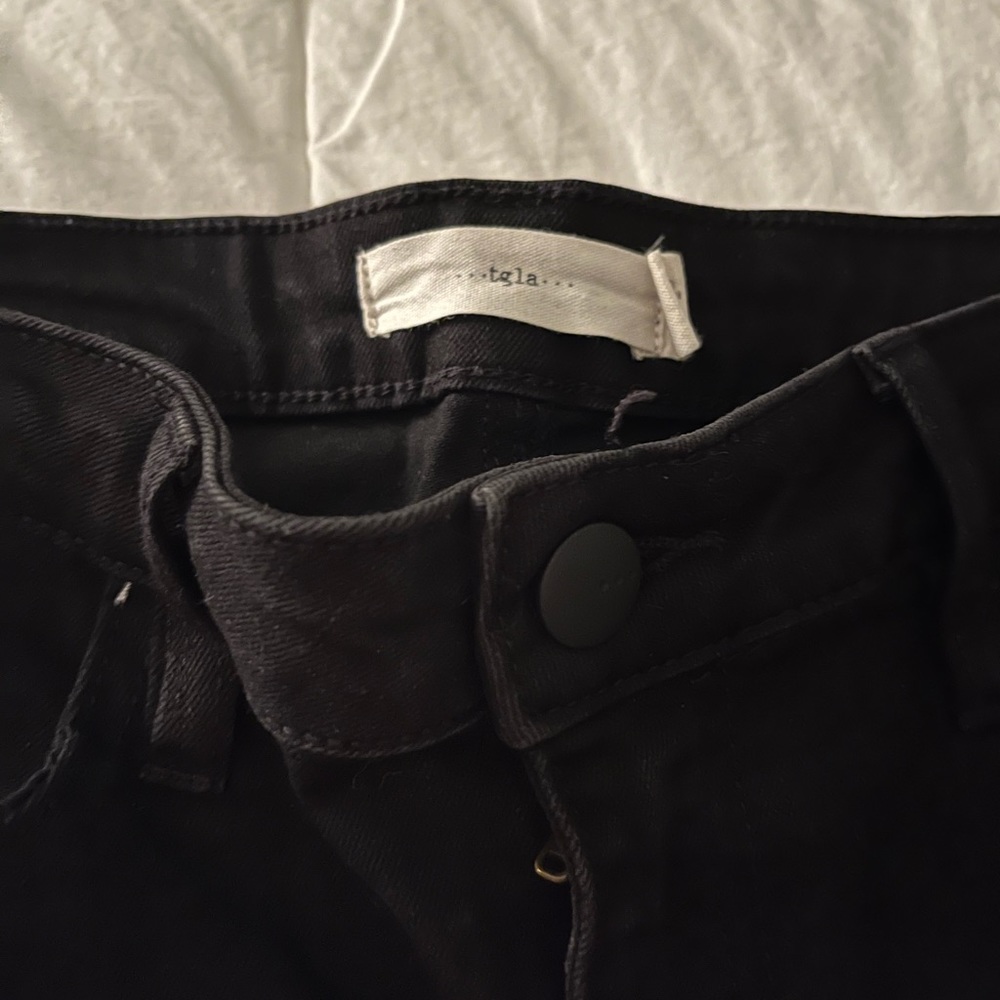 tgla skinny jeans in black